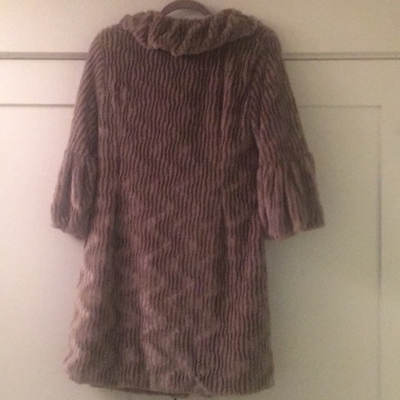 Evening coat, Izabel London taupe/beige coloring. So soft. Excellent condition - Picture 3 of 4